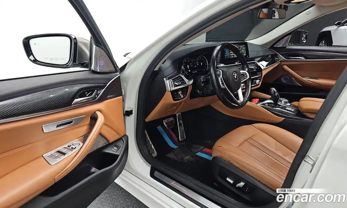 BMW 5 серия 2018 2.0 автомат (гидро), фото 16