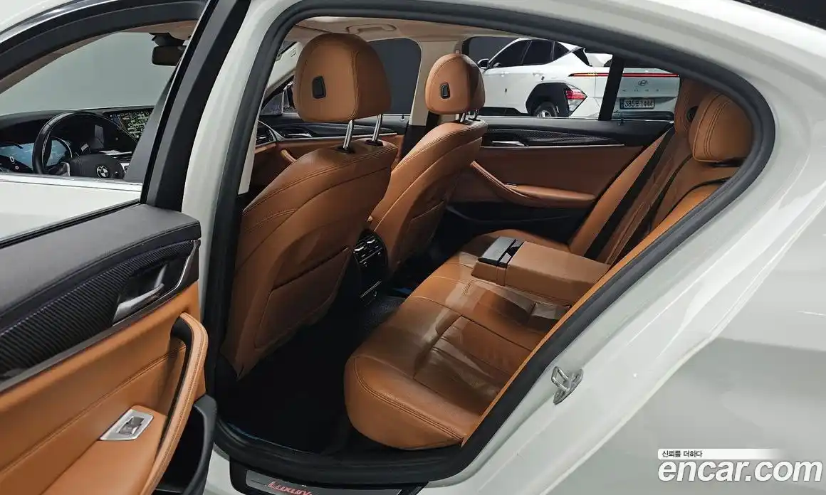 BMW 5 серия 2018 2.0 автомат (гидро), фото 17