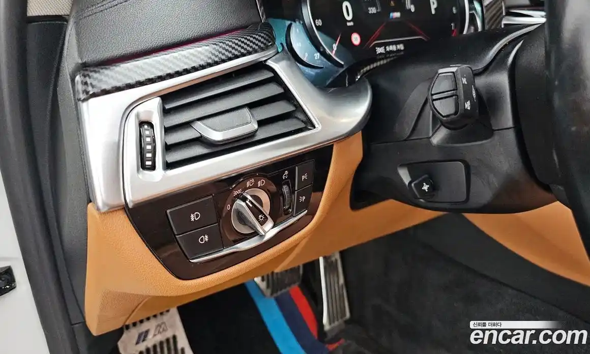BMW 5 серия 2018 2.0 автомат (гидро), фото 28