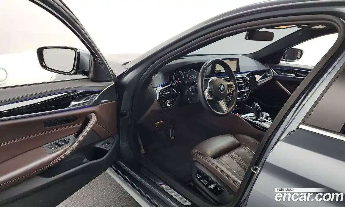 BMW 5 серия 2019 2.0 автомат (гидро), фото 13