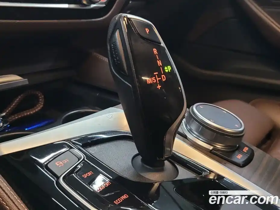 BMW 5 серия 2019 2.0 автомат (гидро), фото 15