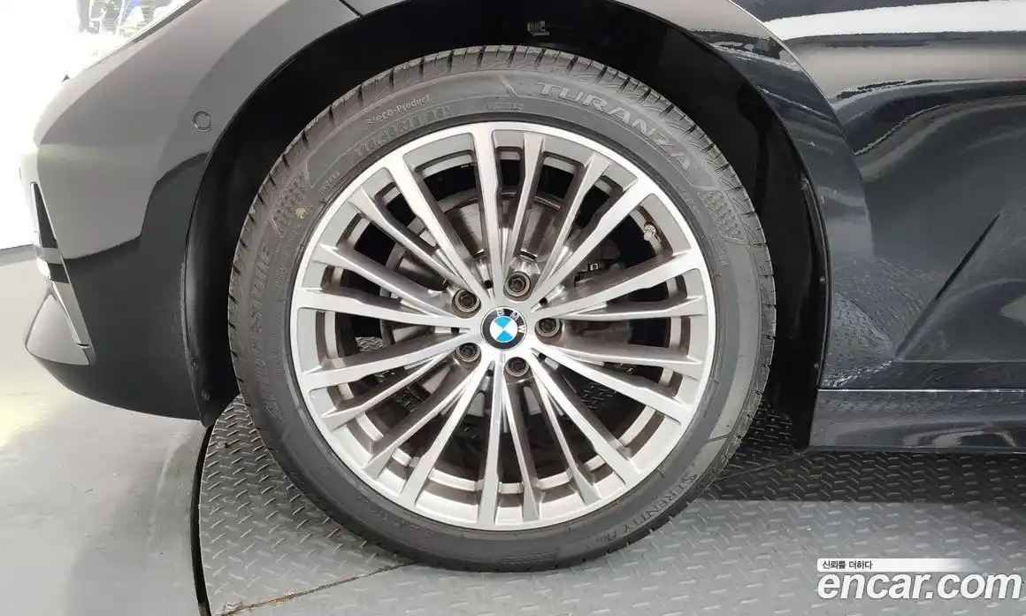 BMW 3 серия 2022 2.0 автомат (гидро), фото 5