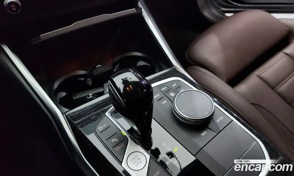 BMW 3 серия 2022 2.0 автомат (гидро), фото 9