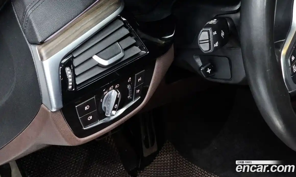 BMW 5 серия 2019 2.0 автомат (гидро), фото 14