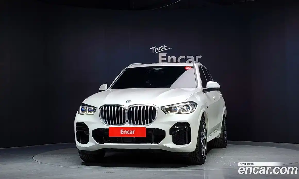 BMW X5 2022 3.0 автомат (гидро), фото 3