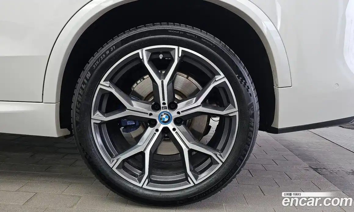 BMW X5 2022 3.0 автомат (гидро), фото 7