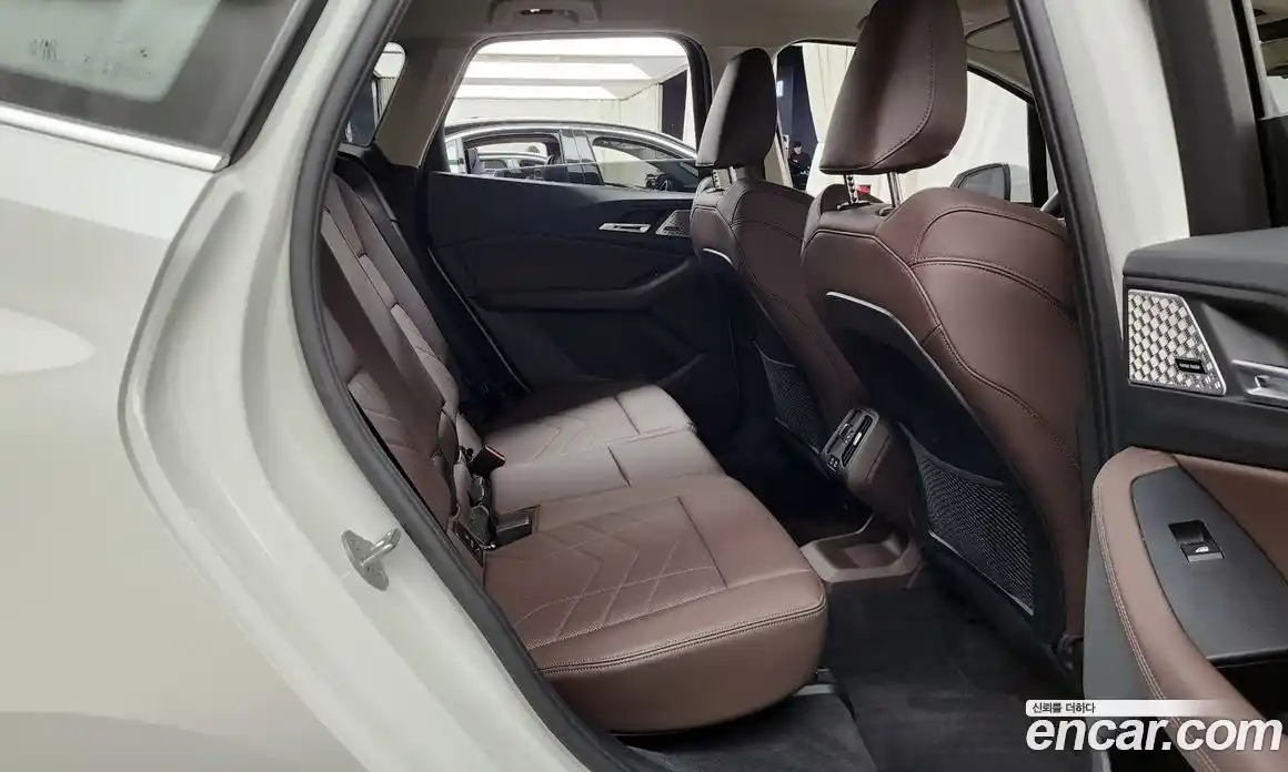 BMW 2 серия 2024 2.0 автомат (гидро), фото 12