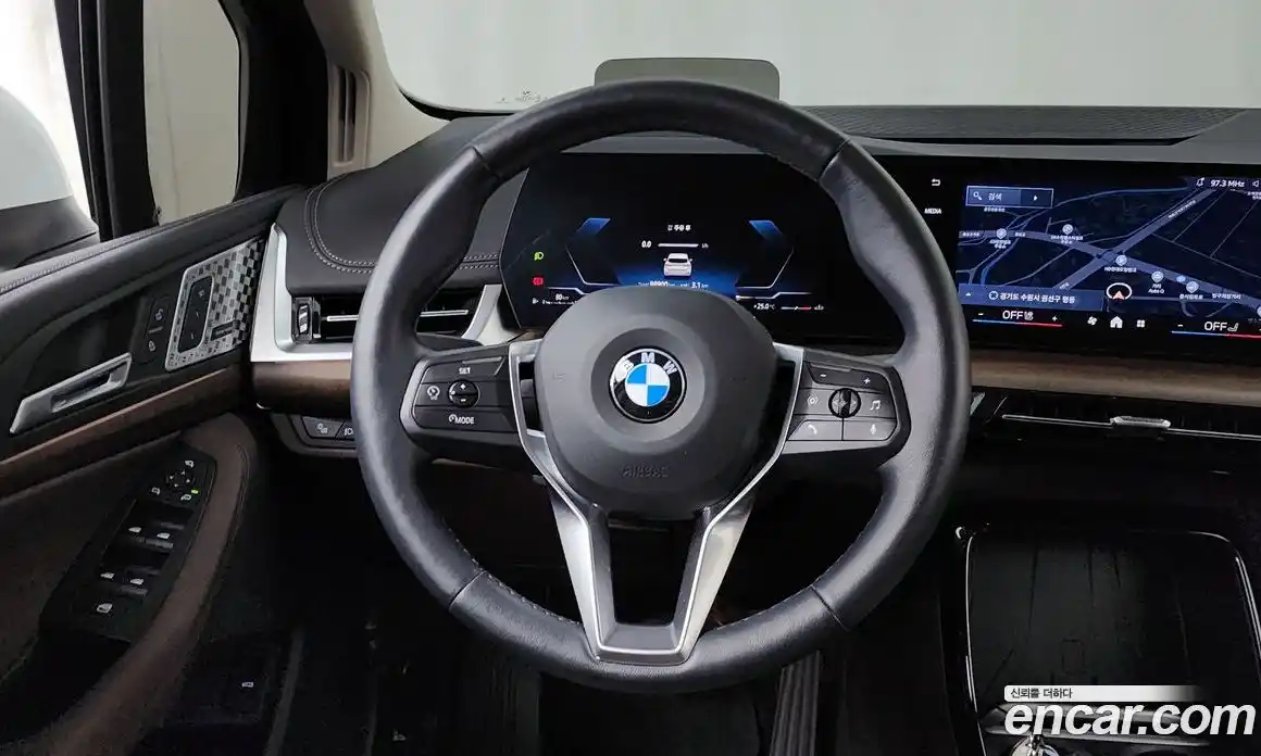 BMW 2 серия 2024 2.0 автомат (гидро), фото 13