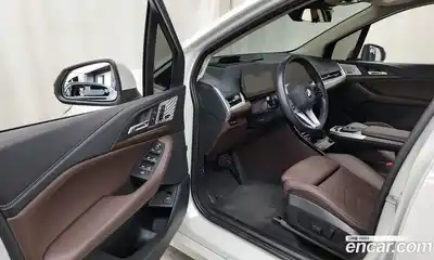 BMW 2 серия 2024 2.0 автомат (гидро), миниатюра 10