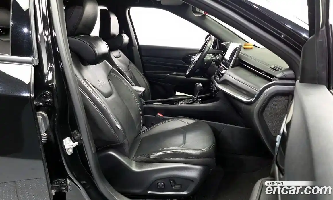 Jeep Compass 2022 2.4 автомат (гидро), фото 16