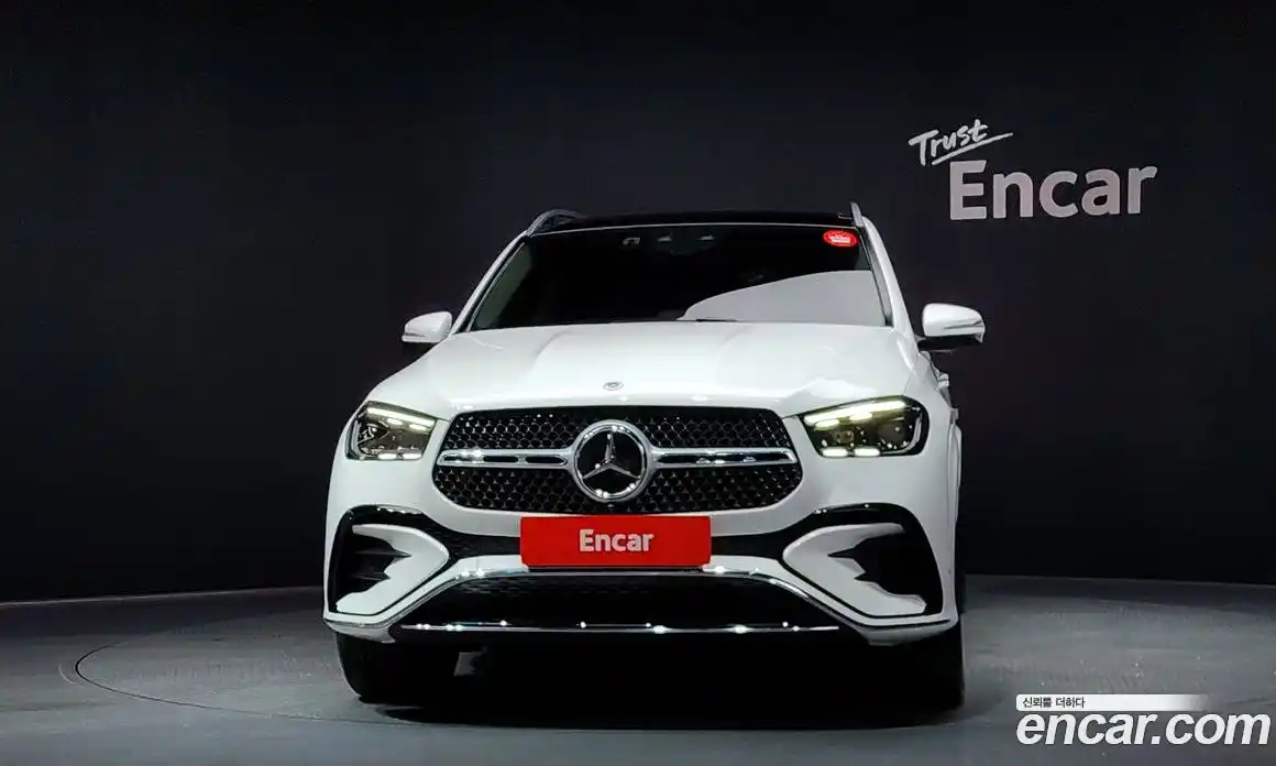 Mercedes-Benz GLE-Class 2024 3.0 гидро, фото 3 Mercedes-Benz GLE-Class 2024 3.0 гидро, фото 3