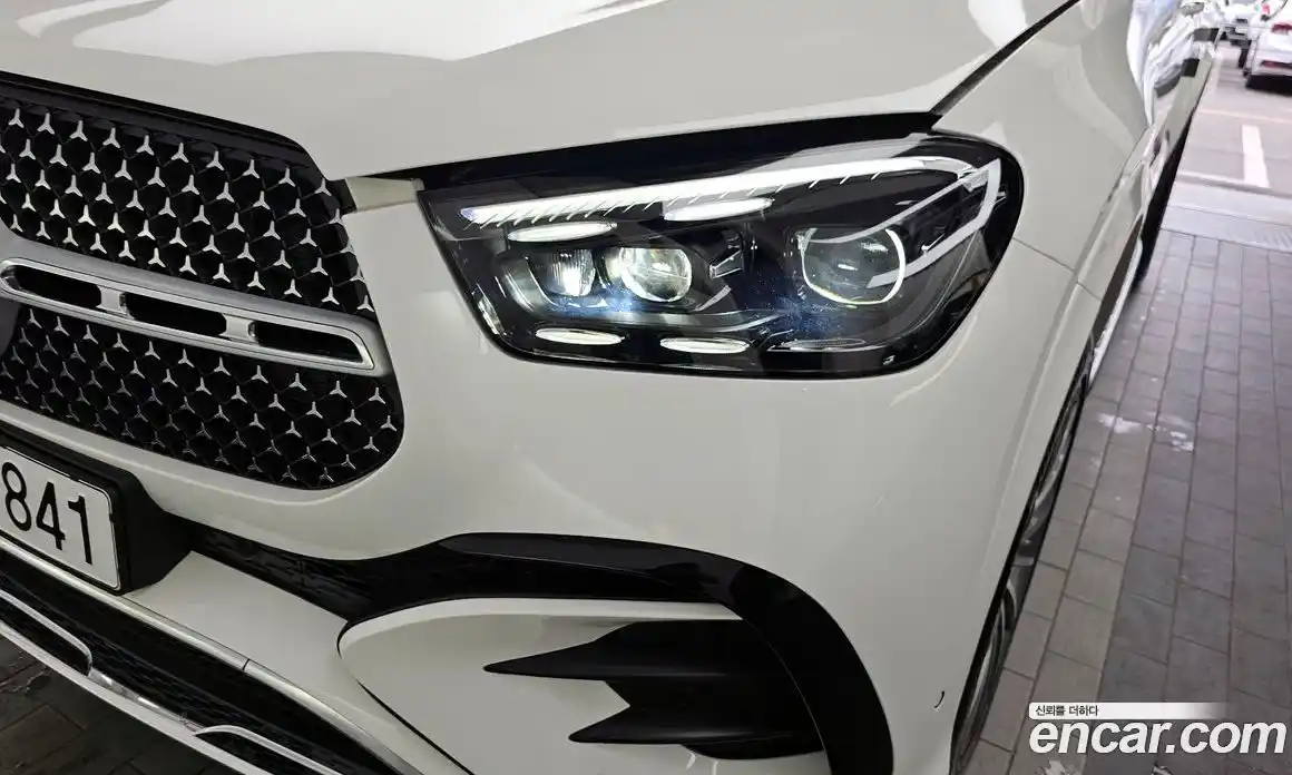 Mercedes-Benz GLE-Class 2024 3.0 гидро, фото 8 Mercedes-Benz GLE-Class 2024 3.0 гидро, фото 8