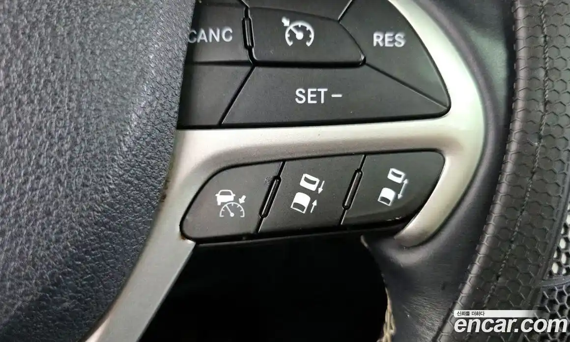 Jeep Cherokee 2015 3.0 автомат (гидро), фото 17