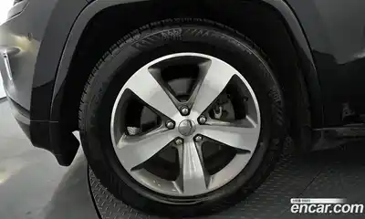 Jeep Cherokee 2015 3.0 автомат (гидро), миниатюра 5