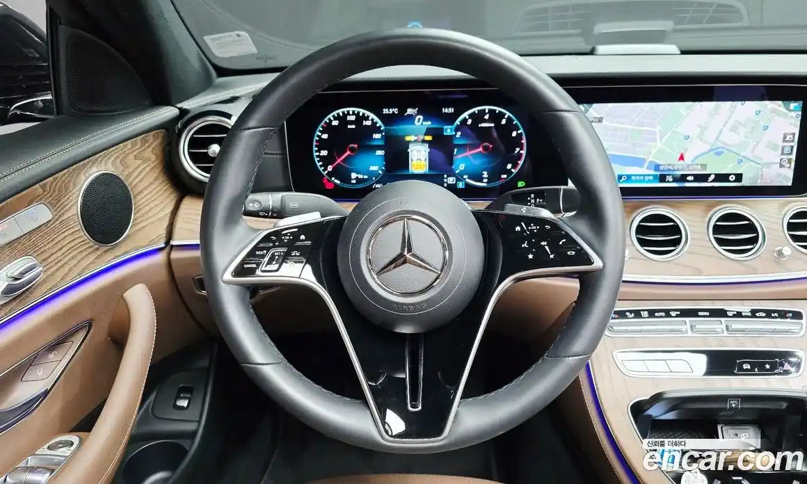 Mercedes-Benz E-Class 2023 2.0 автомат (гидро), фото 20