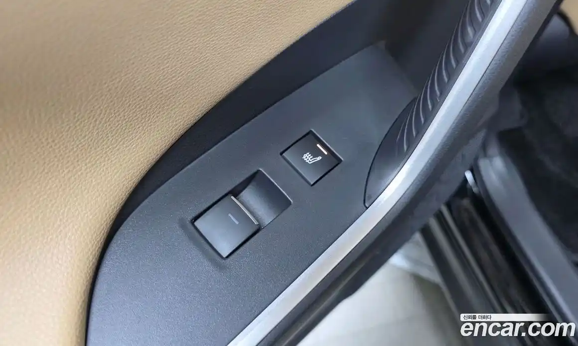 Toyota RAV4 2025 2.5 гидро, фото 27