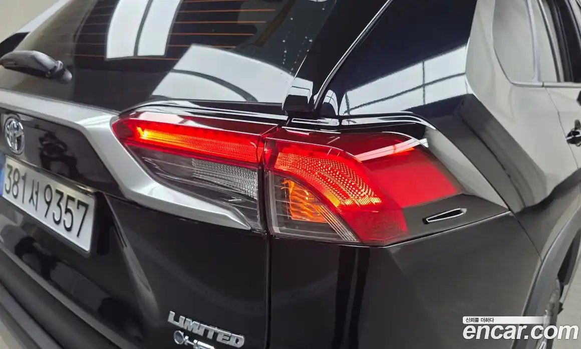 Toyota RAV4 2025 2.5 гидро, фото 9