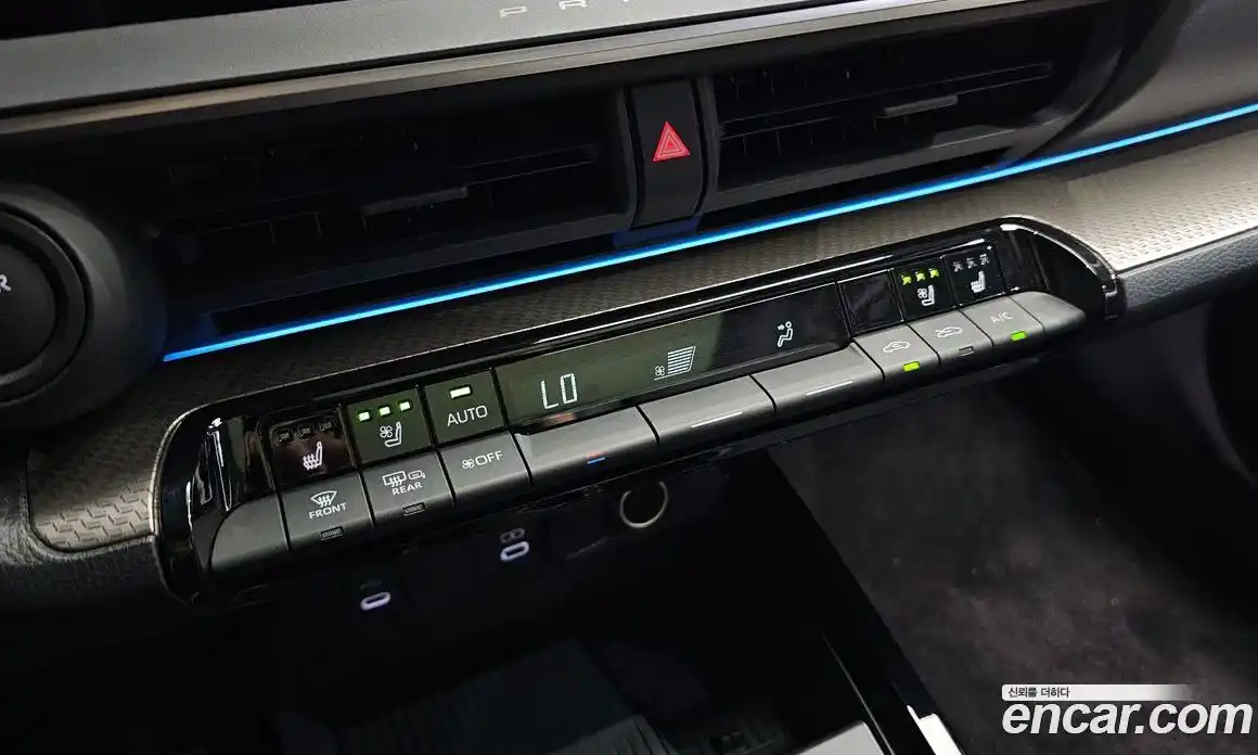 Toyota Prius 2025 2.0 гидро, фото 30
