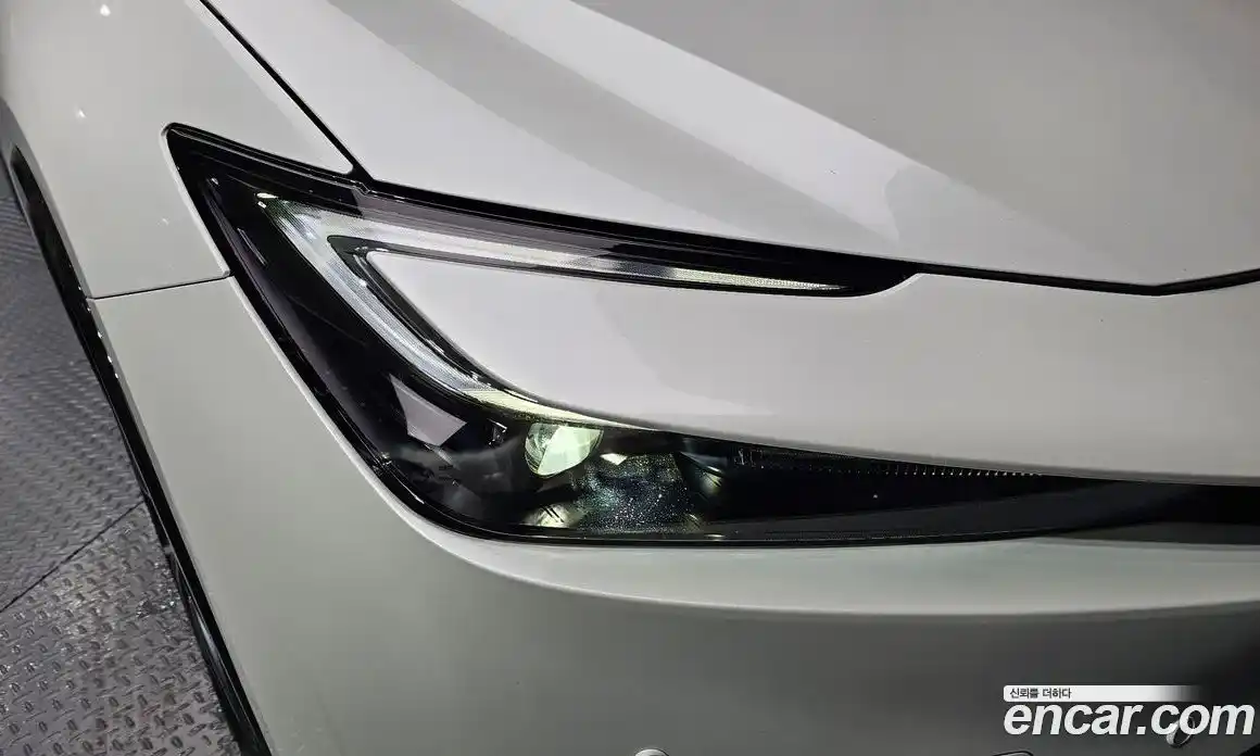 Toyota Prius 2025 2.0 гидро, фото 8
