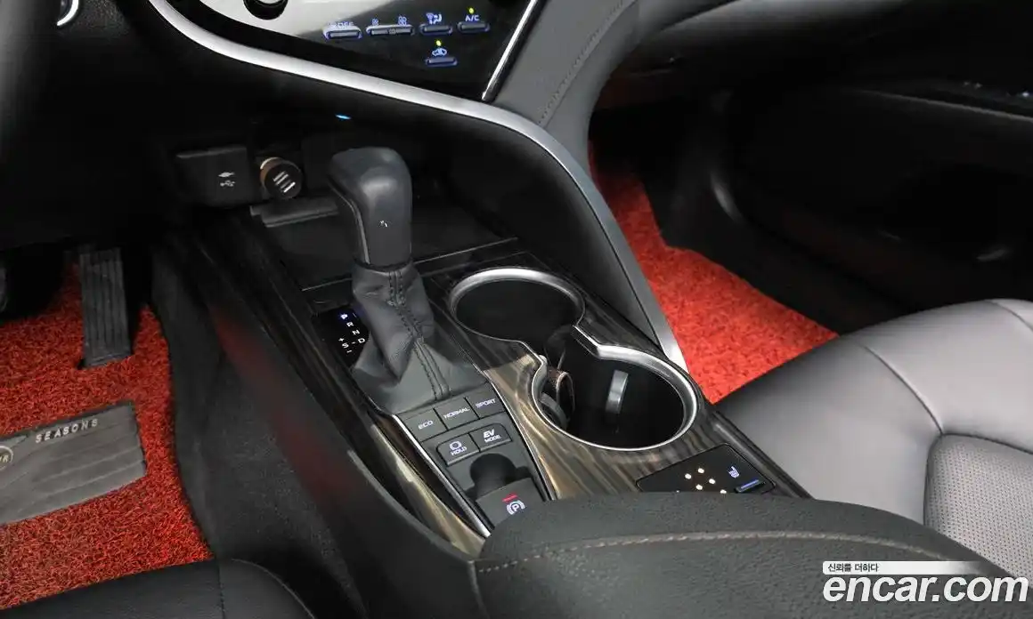 Toyota Camry 2017 2.5 гидро, фото 11