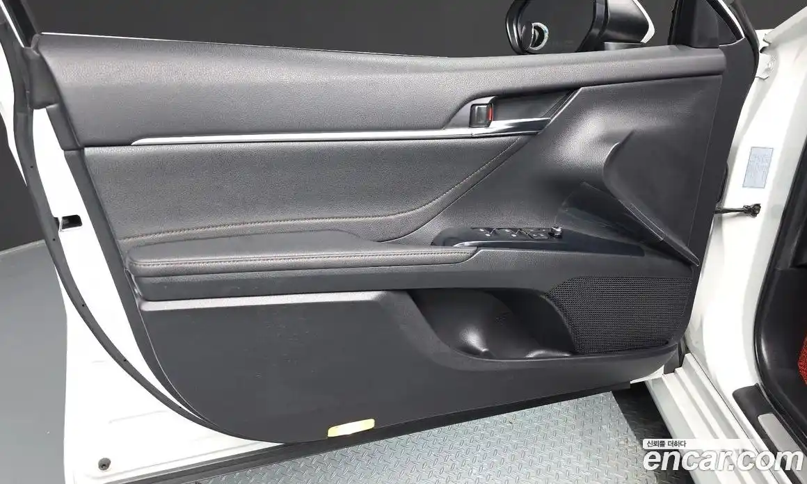 Toyota Camry 2017 2.5 гидро, фото 13