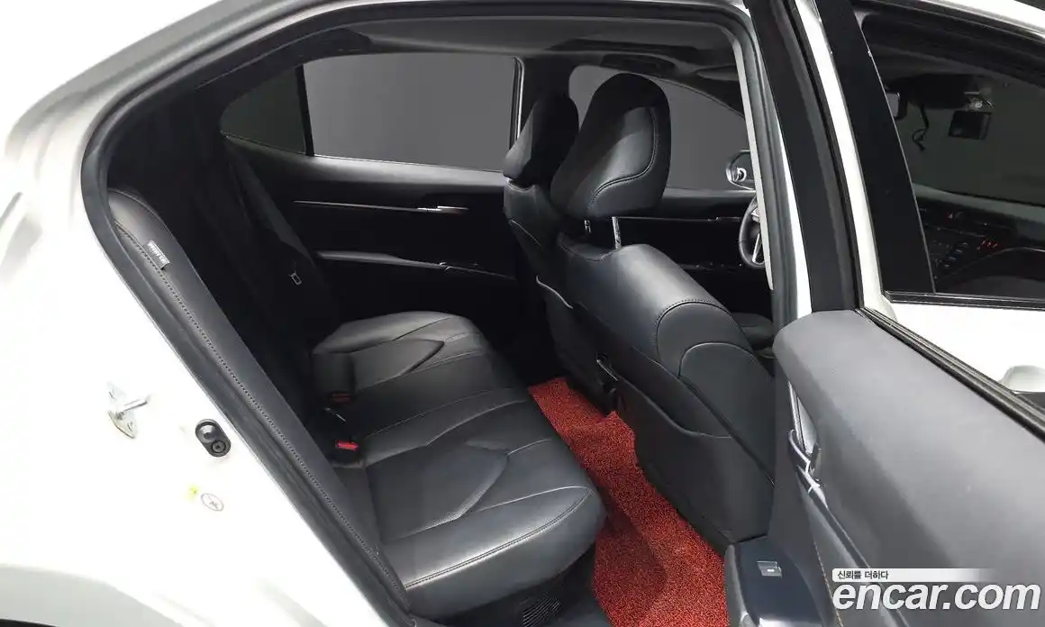 Toyota Camry 2017 2.5 гидро, фото 17