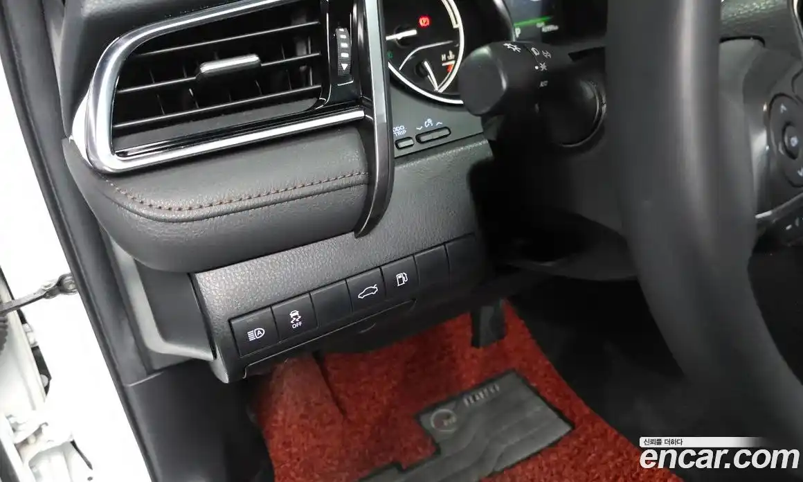 Toyota Camry 2017 2.5 гидро, фото 26