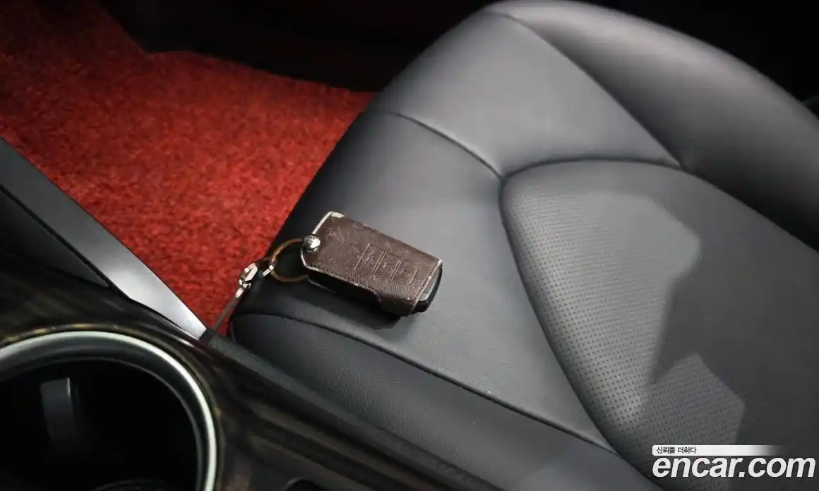 Toyota Camry 2017 2.5 гидро, фото 29