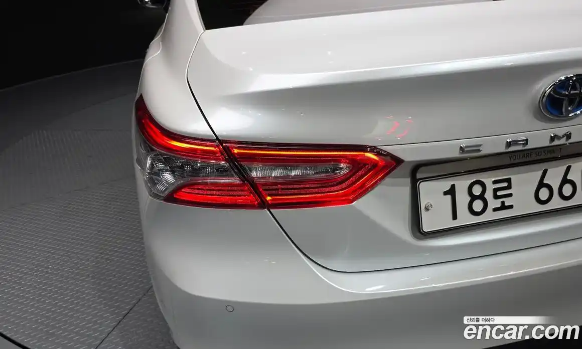 Toyota Camry 2017 2.5 гидро, фото 8