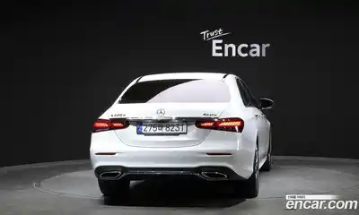 Mercedes-Benz E-Class 2021 1.9 автомат (гидро), миниатюра 4