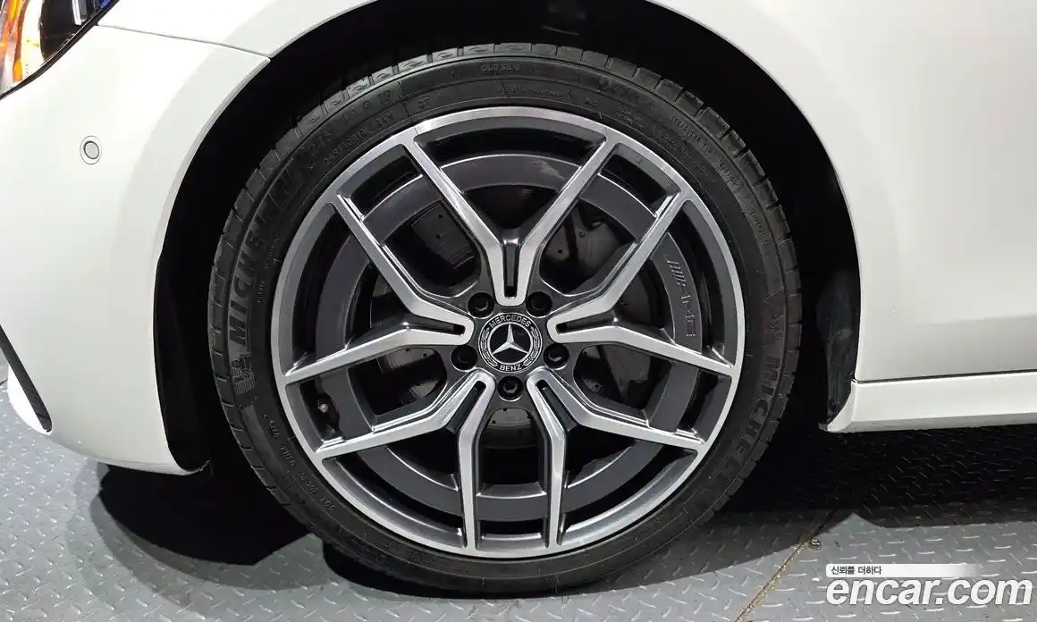 Mercedes-Benz E-Class 2021 1.9 автомат (гидро), фото 5