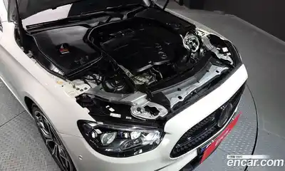 Mercedes-Benz E-Class 2021 1.9 автомат (гидро), миниатюра 6
