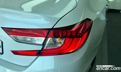 Honda Accord 2019 1.5 автомат (гидро), миниатюра 9