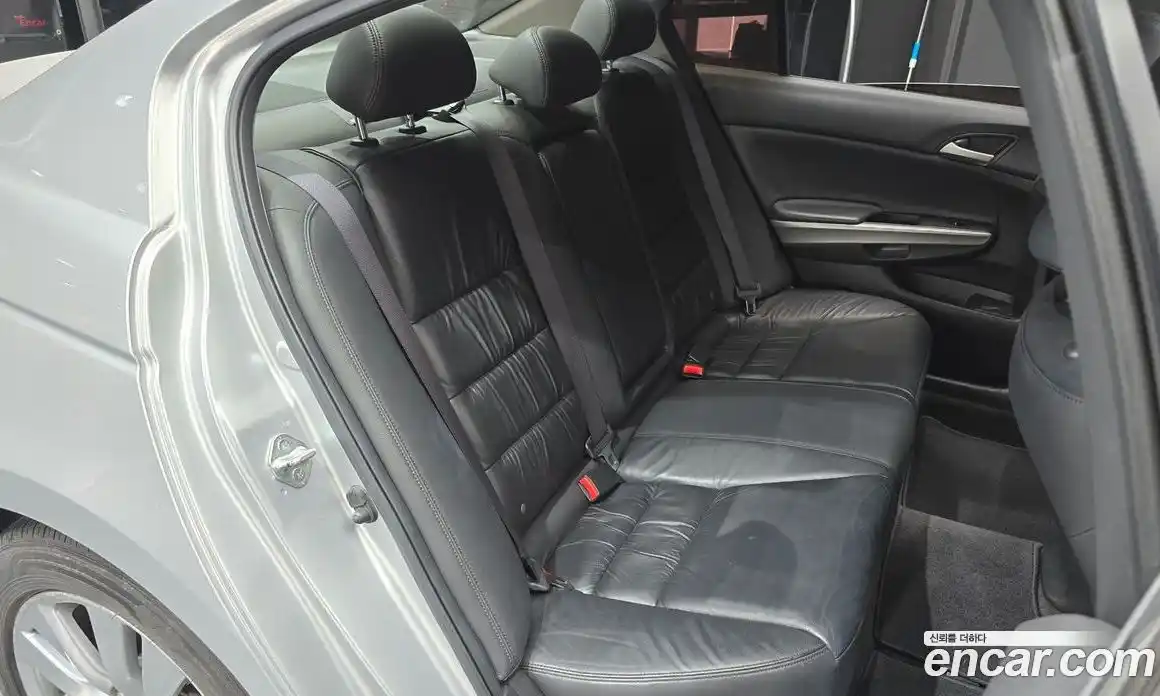 Honda Accord 2011 2.4 автомат (гидро), фото 12