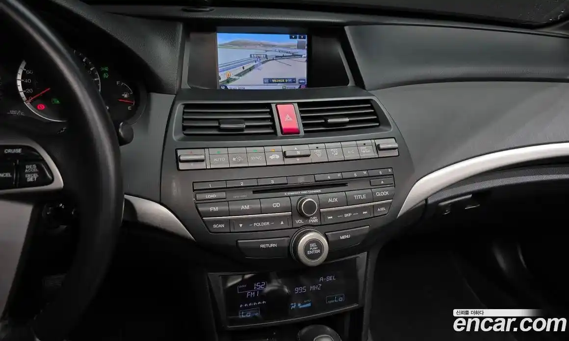 Honda Accord 2011 2.4 автомат (гидро), фото 15