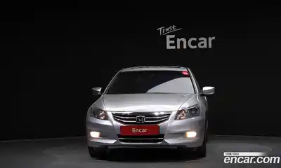 Honda Accord 2011 2.4 автомат (гидро), миниатюра 3