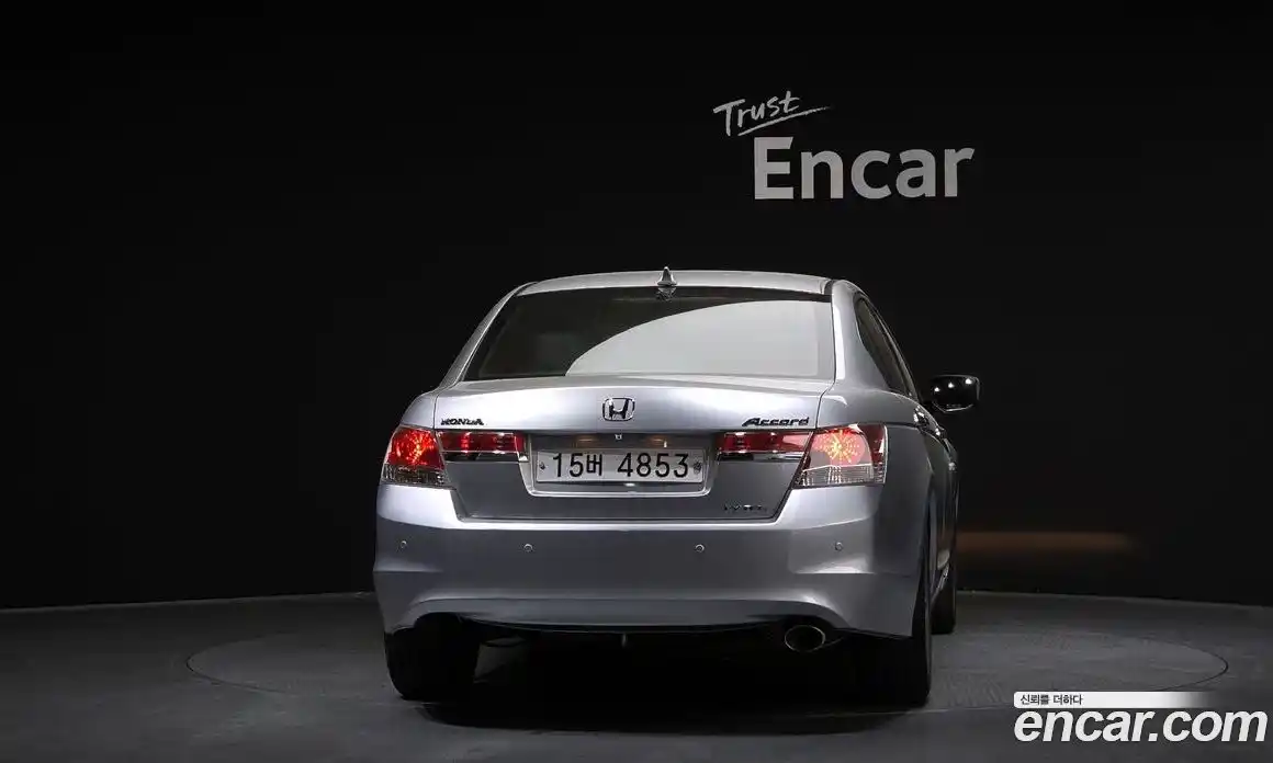 Honda Accord 2011 2.4 автомат (гидро), фото 4