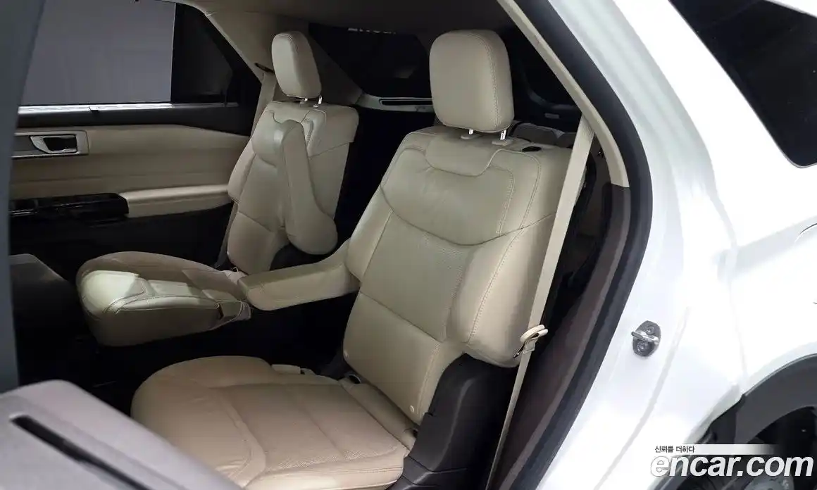 Ford Explorer 2022 3.0 автомат (гидро), фото 18