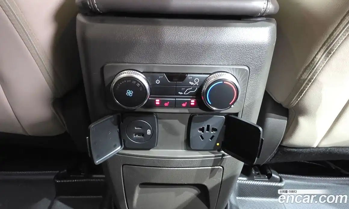 Ford Explorer 2022 3.0 автомат (гидро), фото 28