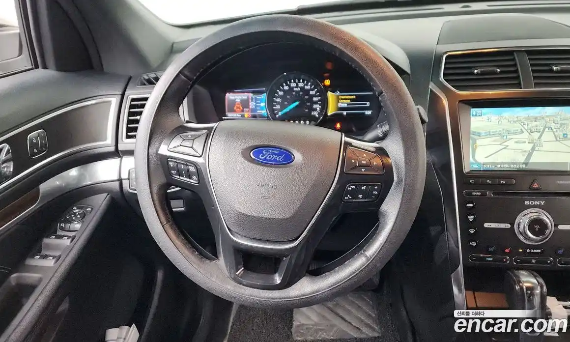 Ford Explorer 2016 2.3 автомат (гидро), фото 12