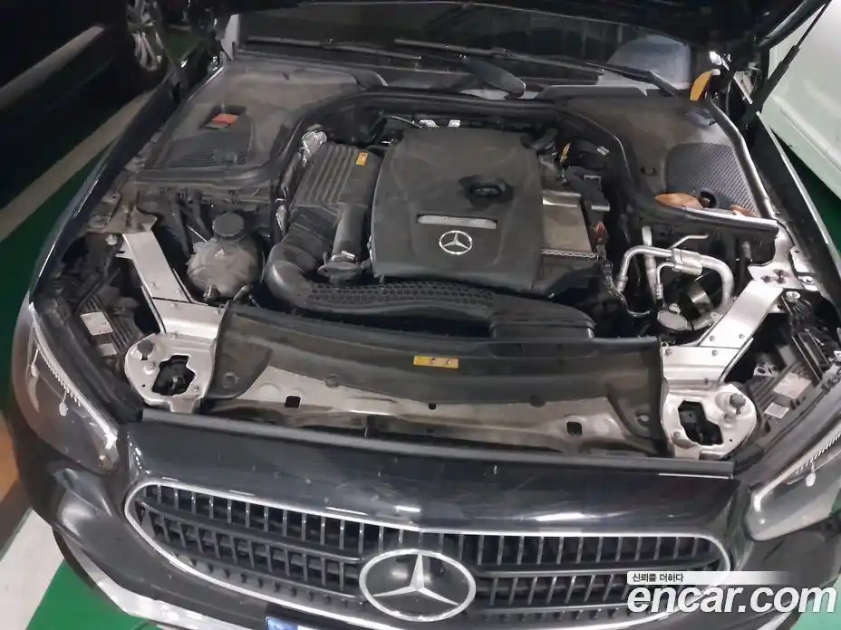 Mercedes-Benz E-Class 2021 2.0 автомат (гидро), фото 6