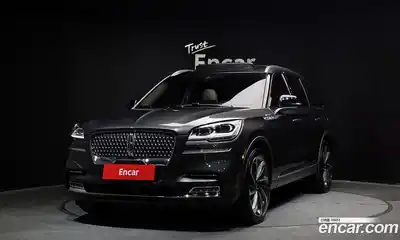 Lincoln Aviator