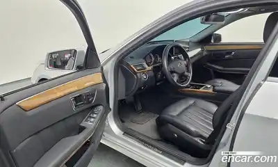 Mercedes-Benz E-Class 2011 3.5 автомат (гидро), миниатюра 11