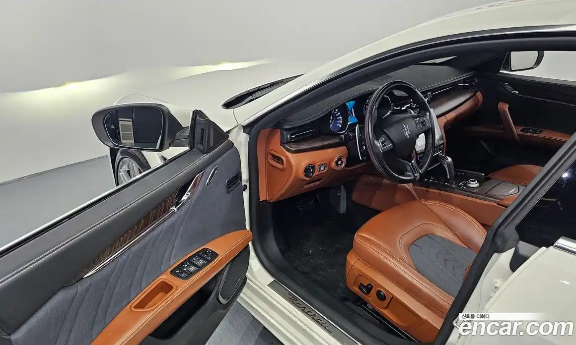 Maserati Quattroporte 2021 3.0 гидро, фото 13