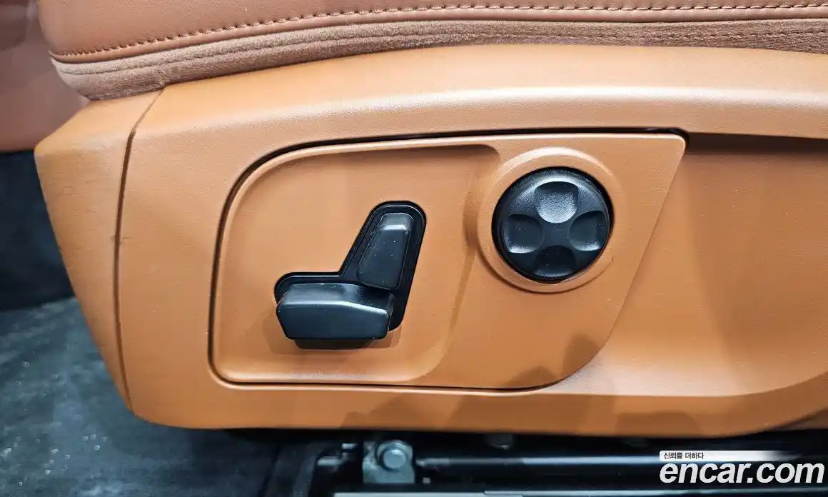 Maserati Quattroporte 2021 3.0 гидро, фото 30