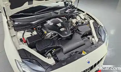 Maserati Quattroporte 2021 3.0 гидро, миниатюра 6