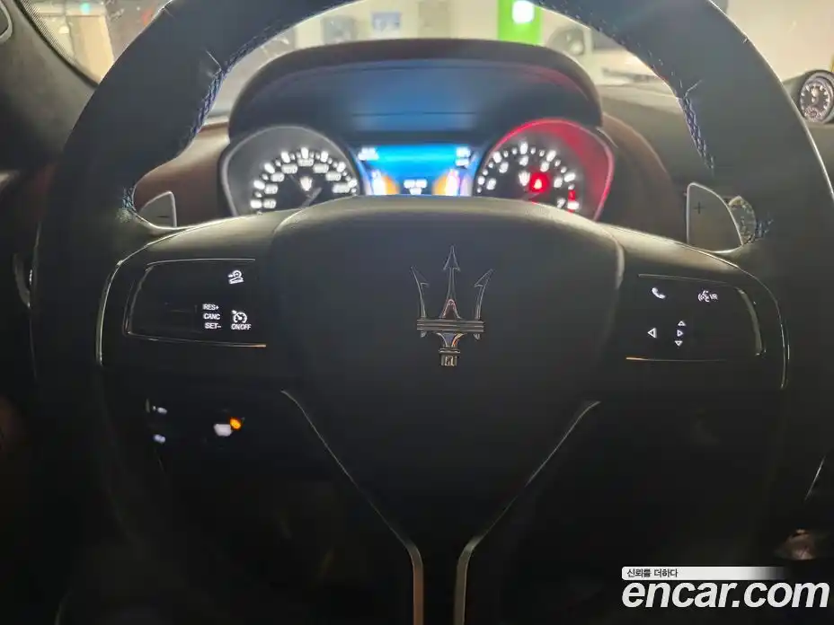 Maserati Levante 2017 3.0 гидро, фото 12