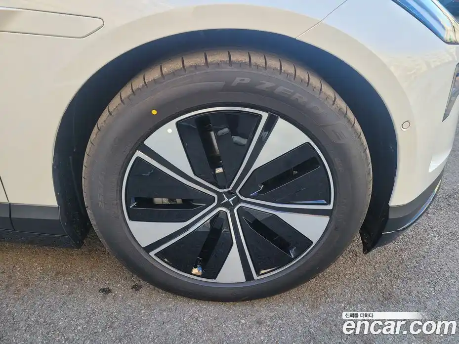 Polestar Polestar 4 2025 0.2 гидро, фото 12