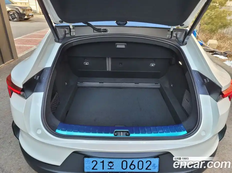 Polestar Polestar 4 2025 0.2 гидро, фото 13