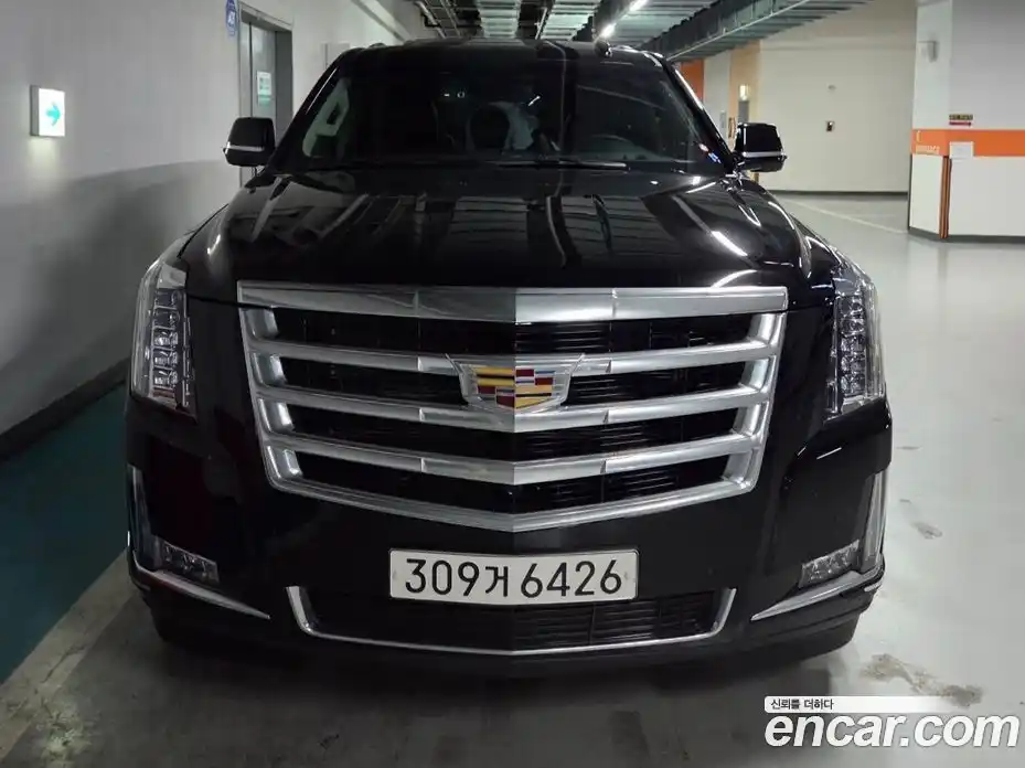 Cadillac Escalade 2018 6.2 гидро, фото 3
